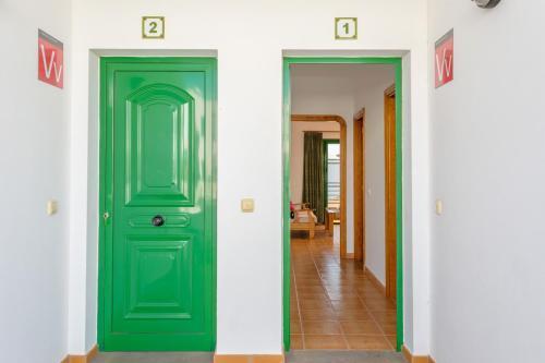 פוארטו דל כרמן Apartamentos Los Quiqueres מראה חיצוני תמונה